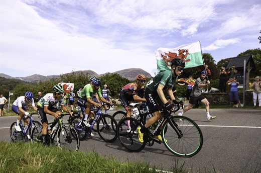 The Tour racing through Wales in 2021 (Credit SWpix.com)
