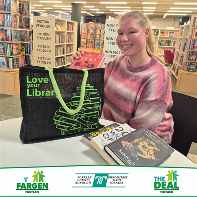 library volunteer photo  (1)