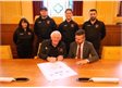 Anrhydeddu Clwb Rygbi Pont-y-pŵl â Rhyddfraint y Fwrdeistref