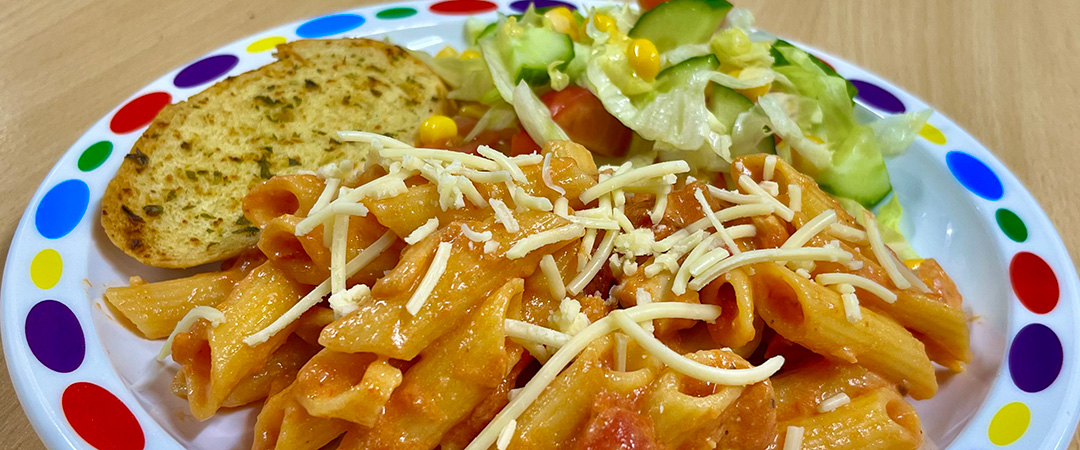 Chicken and mixed peppers pasta