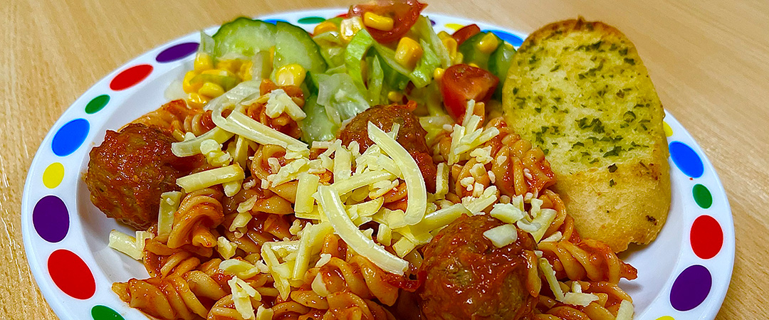Quorn balls in a savoury tomato sauce