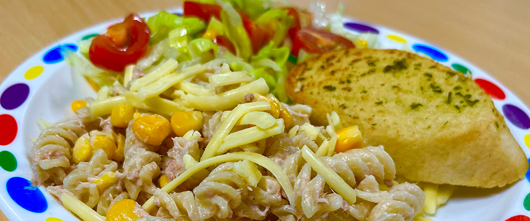 Tuna and sweetcorn mayo pasta
