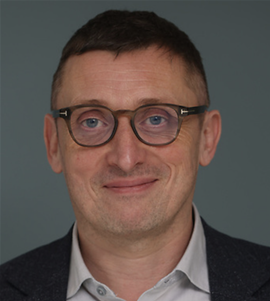 Llun o Nathan Yeowell
