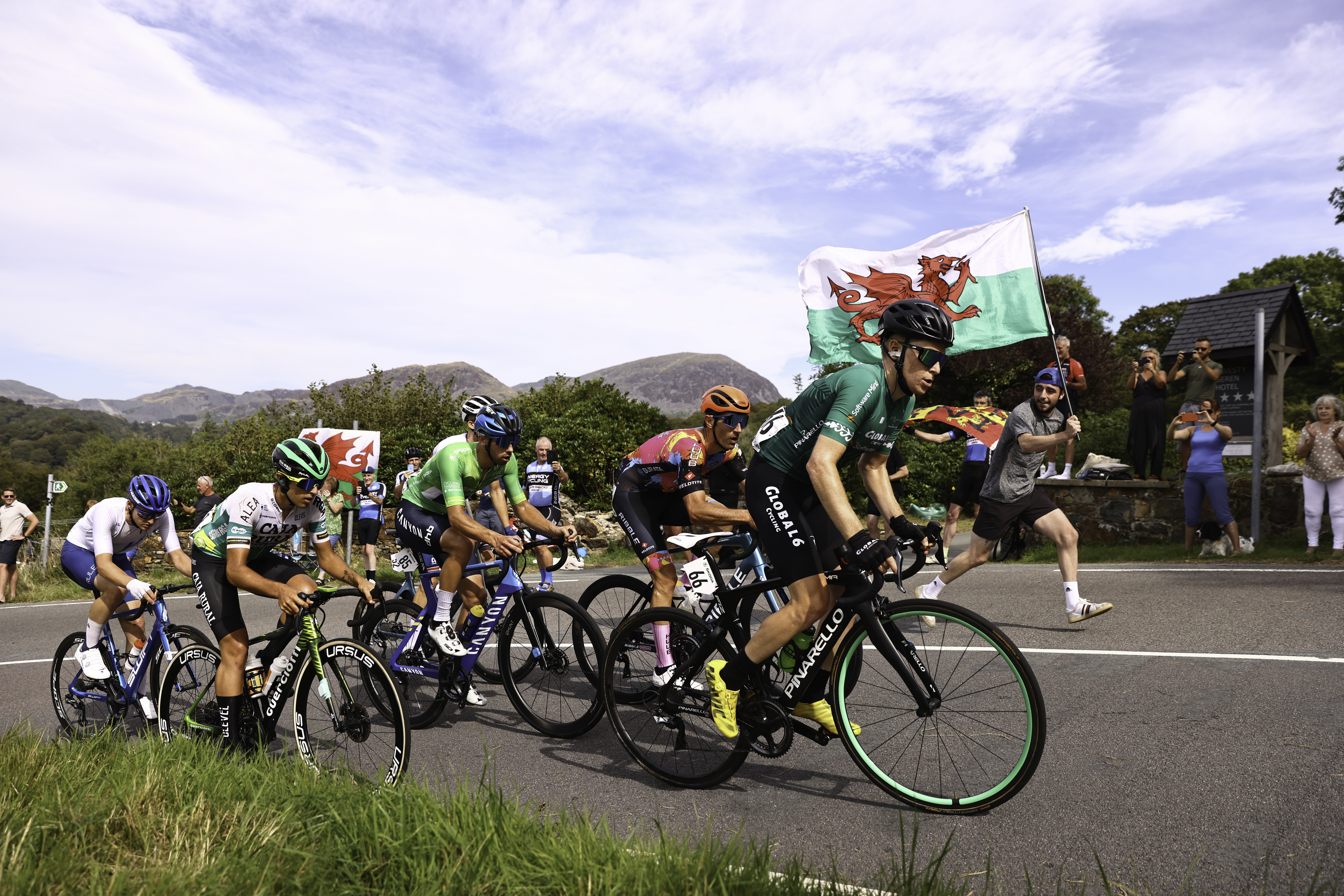 The Tour racing through Wales in 2021 (Credit SWpix.com)